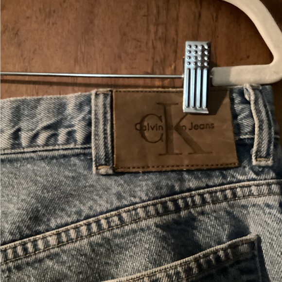 Men’s well worn Calvin Klein Light indigo Jeans. 36. X 30. - Picture 15 of 16